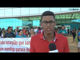 Download Video: Estudantes protestam em Paulínia contra escola improvisada