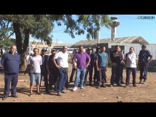 Vigilantes cruzam os braços e atrasam obras