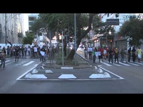 Protesto para reduzir preço da passagem de ônibus fecha avenidas de Campinas