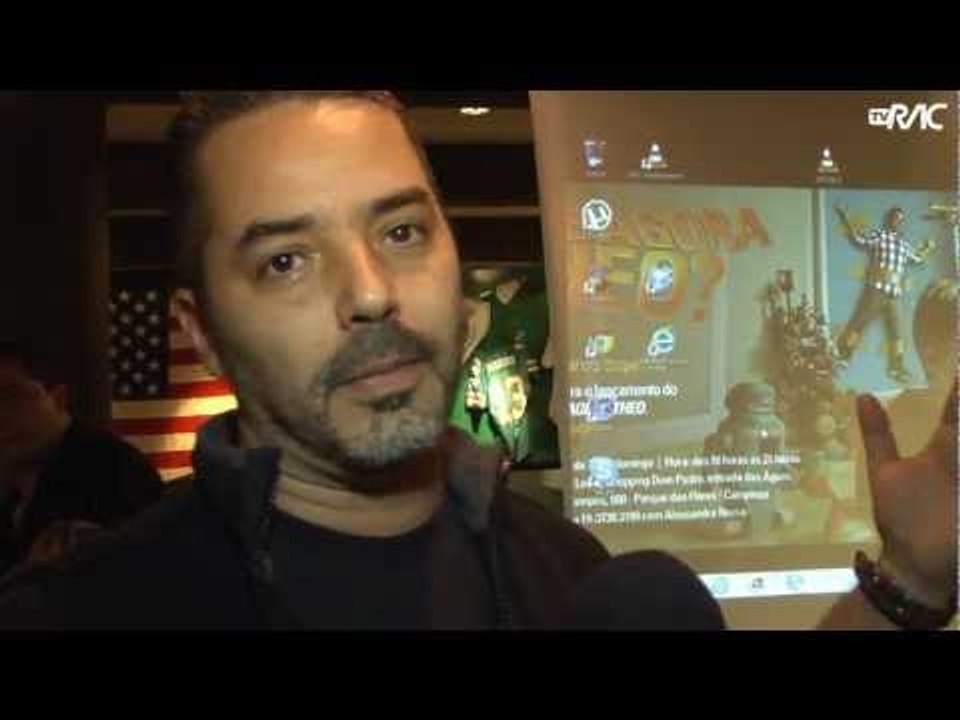 Lançamento do web reality show E agora Theo?