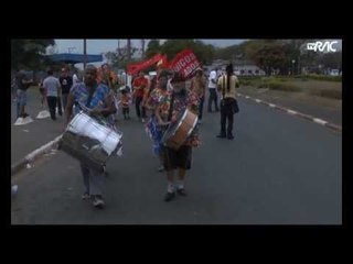 Protesto contra o prefeito Hélio na Vila Padre Anchieta