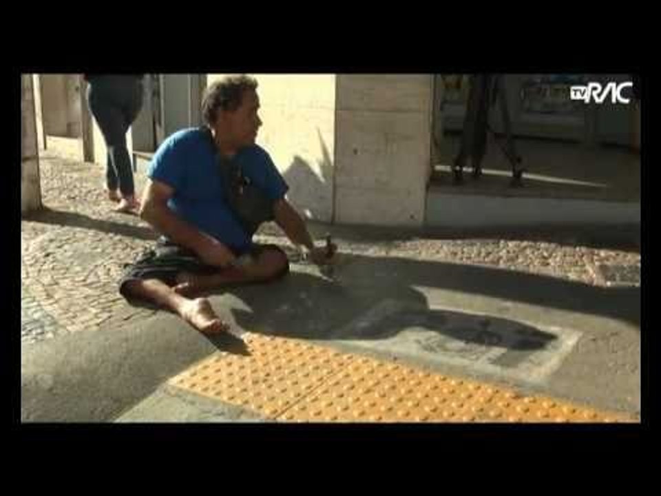 Cadeirante quebra rampa no Centro