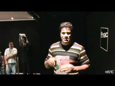 Raí lança livro em Campinas