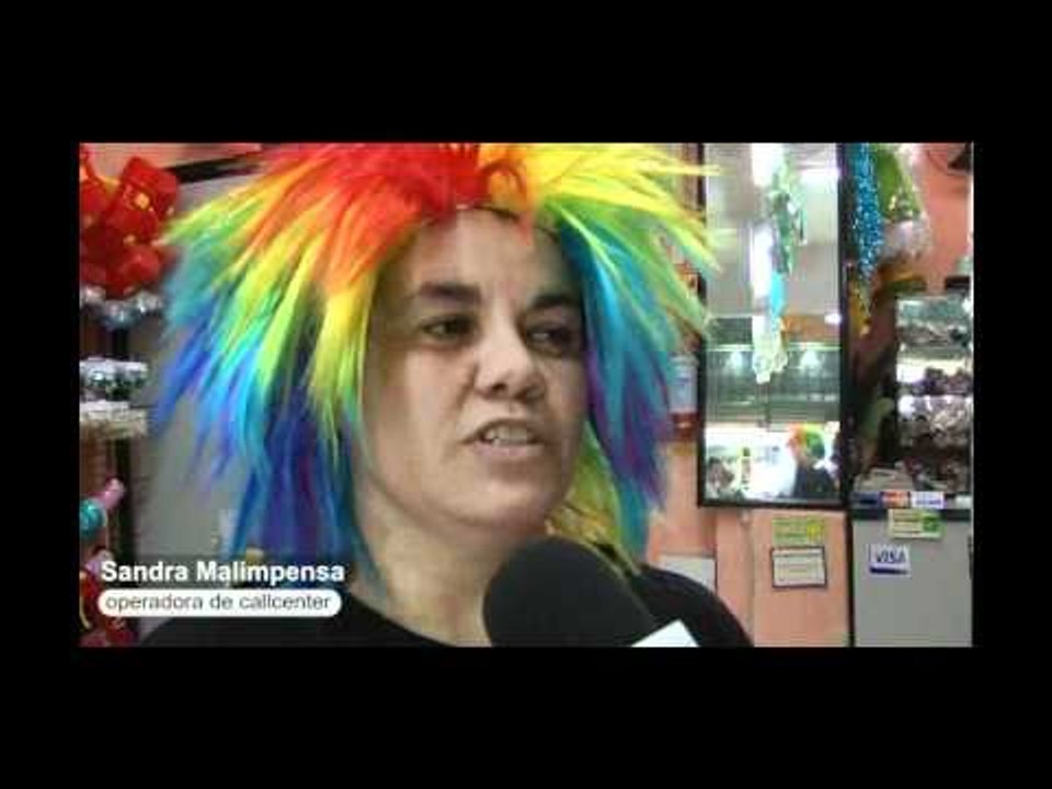 Fantasias e máscaras de Carnaval garantem a folia em Campinas