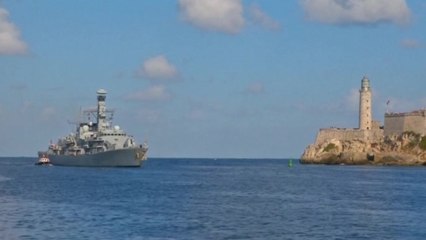British naval ship pulls into Havana