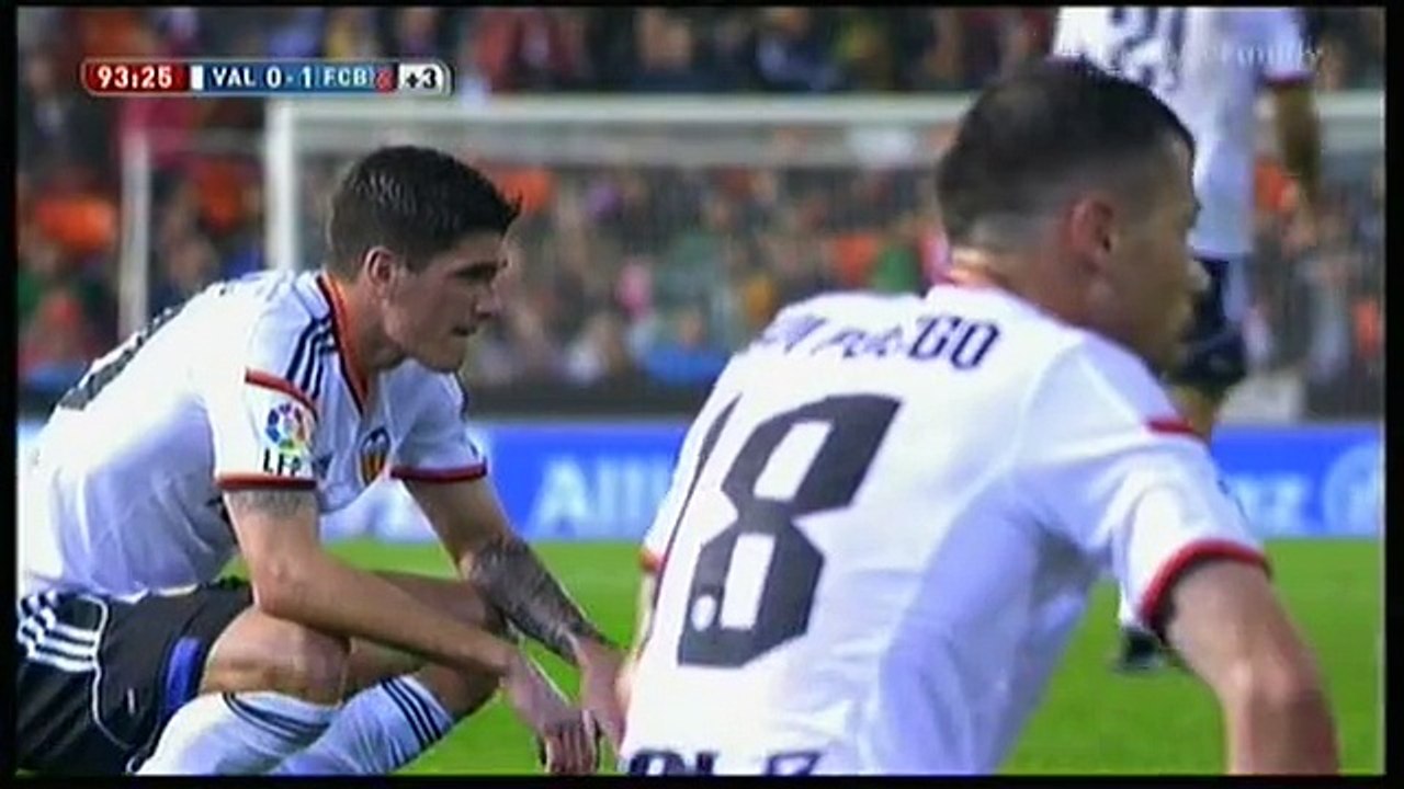 Goal 0-1 Busquets