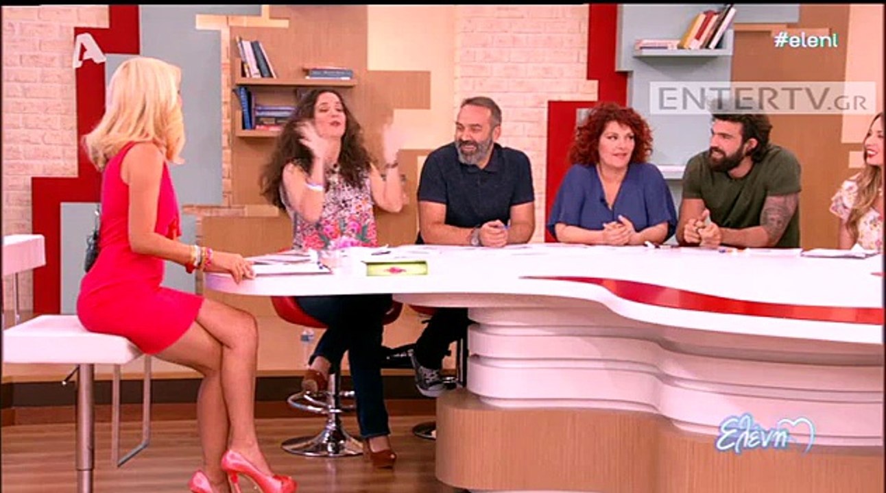 Η Ελένη Μενεγάκη περιγράφει την εμπειρία της στο Δέστε τους