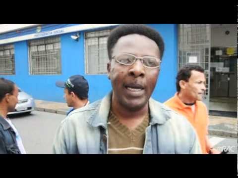 Grupos sindicais protestam em Campinas