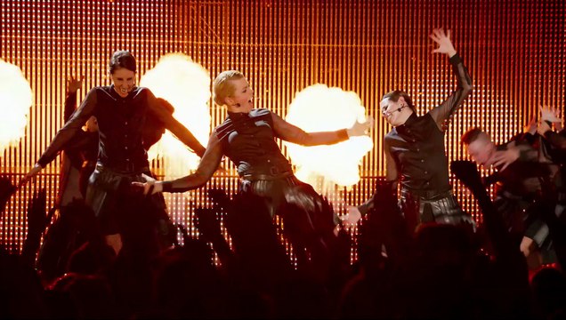 Pitch Perfect 2 / Bande-Annonce VF [Au cinéma le 22 juillet 2015]