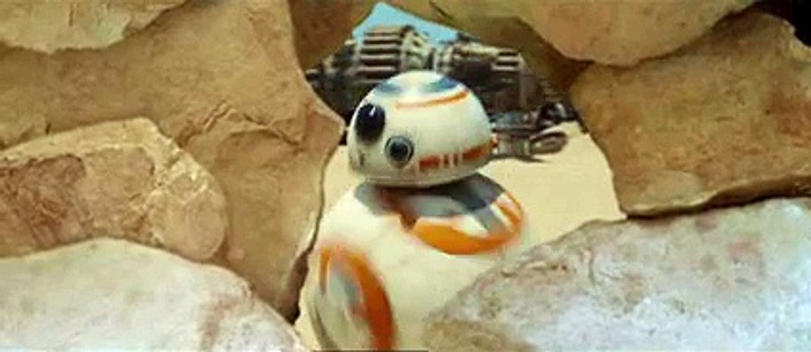 Star Wars: Episode VII - La Bande annonce version George Lucas