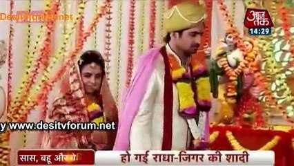 Radha Ki Maang Mein Jigar Ne Bhara Sindoor – Saathiya ! 1st Dec2014