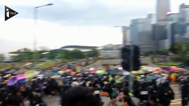 Hong Kong : nouveaux heurts entre police et étudiants