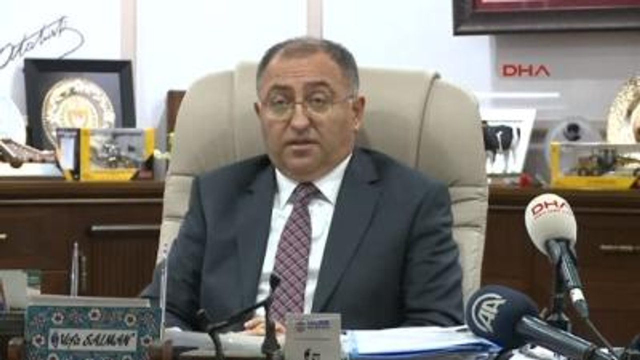 Yalova-1 Aktuel- Yalova Belediye Başkanı Vefa Salman Kesilen Ağaçlarla İlgili Açıklama Yaptı