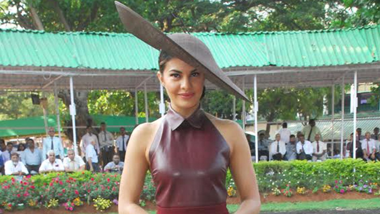 Jacqueline Fernandez Attends Metro Motors Auto Hangar Sir H M Mehta Million Trophy !