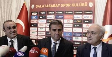 Hamza Hamzaoğlu, Gözyaşları İçinde Galatasaray'a İmza Attı