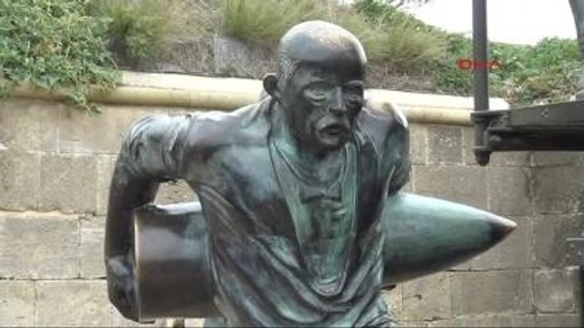 Çanakkale Seyit Onbaşı İlk Kez Resmi Törenle Anıldı