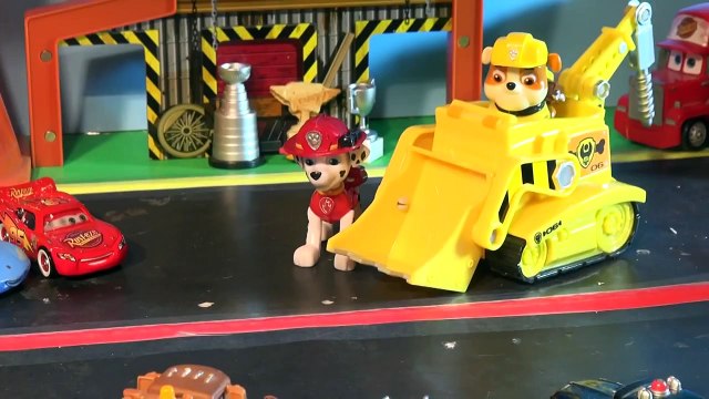 Paw Patrol Rubble and Marshall with Pixar Cars and New Diggin' Rigs Unboxing in Radiator Springs