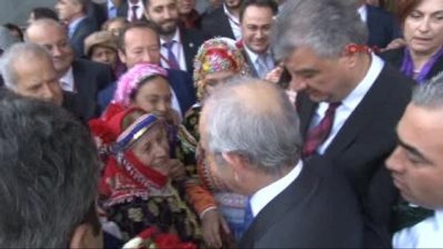 İzmir Kılıçdaroğlu ?demokrasi En Çok Oyu Alanın İstediğini Yapması Değil