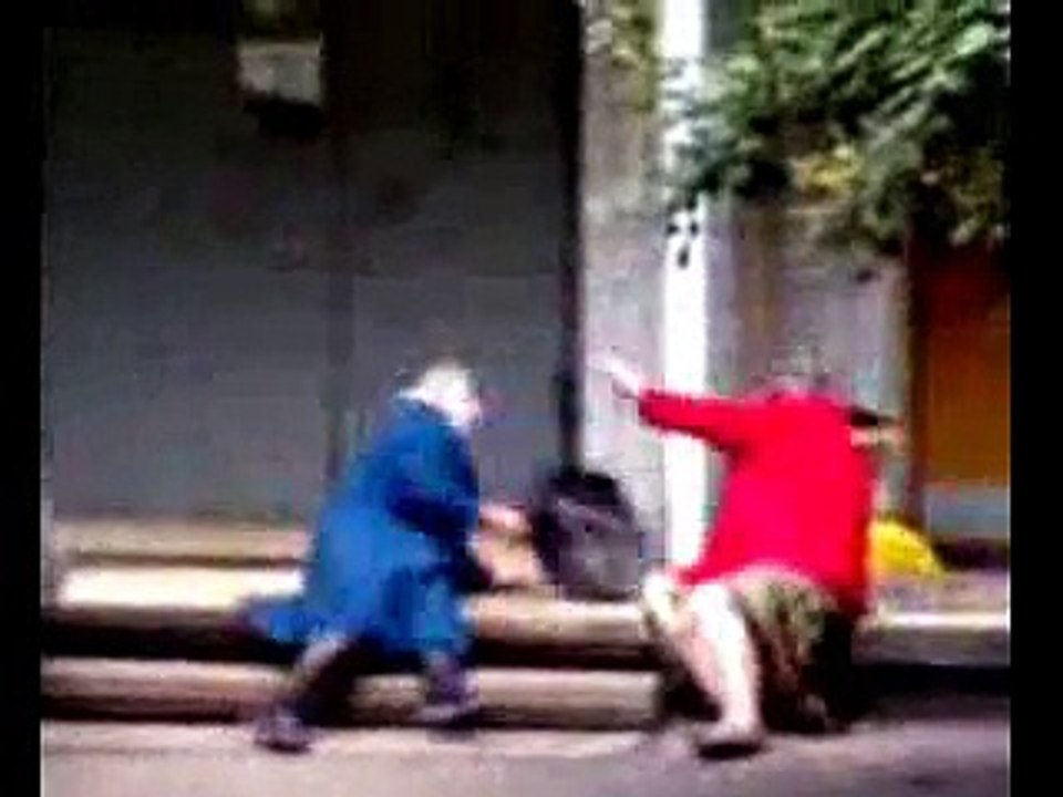 Combat de sacs à main