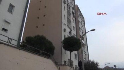 İzmir Cezaevi Firarisi Kız Arkadaşının Yanında Canına Kıydı