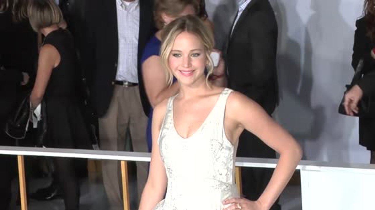 Jennifer Lawrence bewegt sich in Richtung der Top 40 der Billboard Hot 100 Charts
