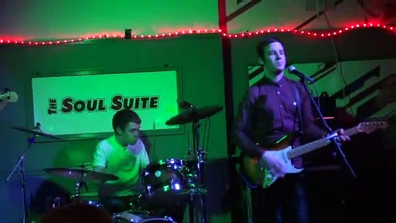THE RIFF - IN THE CITY
