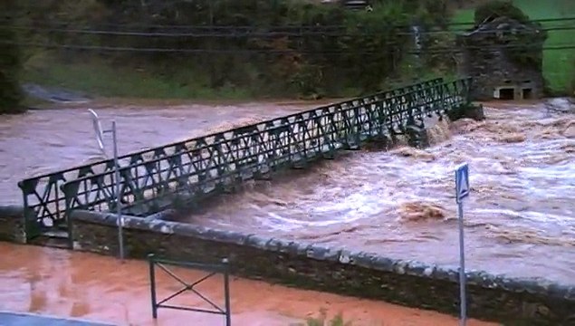 Crue de la Nuejouls 2811-2104 à LAROQUE