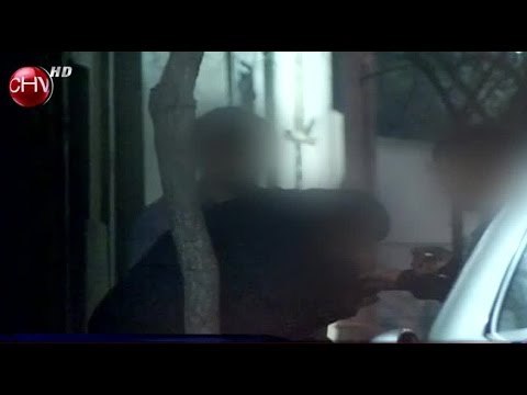 Vecinos del Barrio Italia están hartos de descarada venta de drogas - CHV Noticias