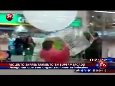 Comprador registra violento enfrentamiento en supermercado de San Bernardo - CHV Noticias