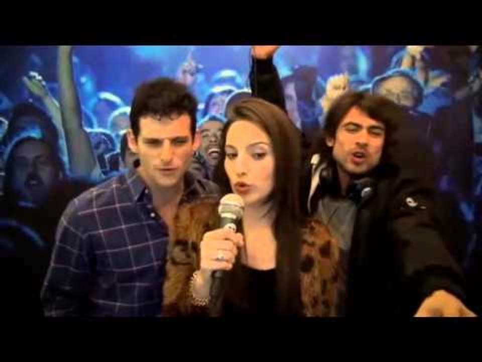 El "monstruo" cantó karaoke en el Festival de Viña 2014