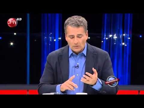 Andrés Velasco: Le haría muy mal a Chile que se legislara con la ley de la calle