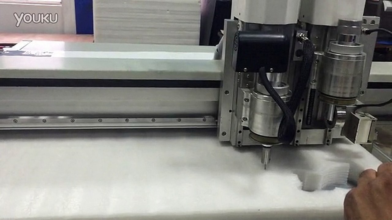 aokecut@163.com 50mm epe packaging flatbed cutter table system machine