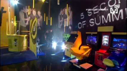 5 Seconds of Summer - Live Q and Hey - 2014