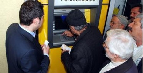 Bankalar Habersizce Kredi Verip Faiz İşletiyor