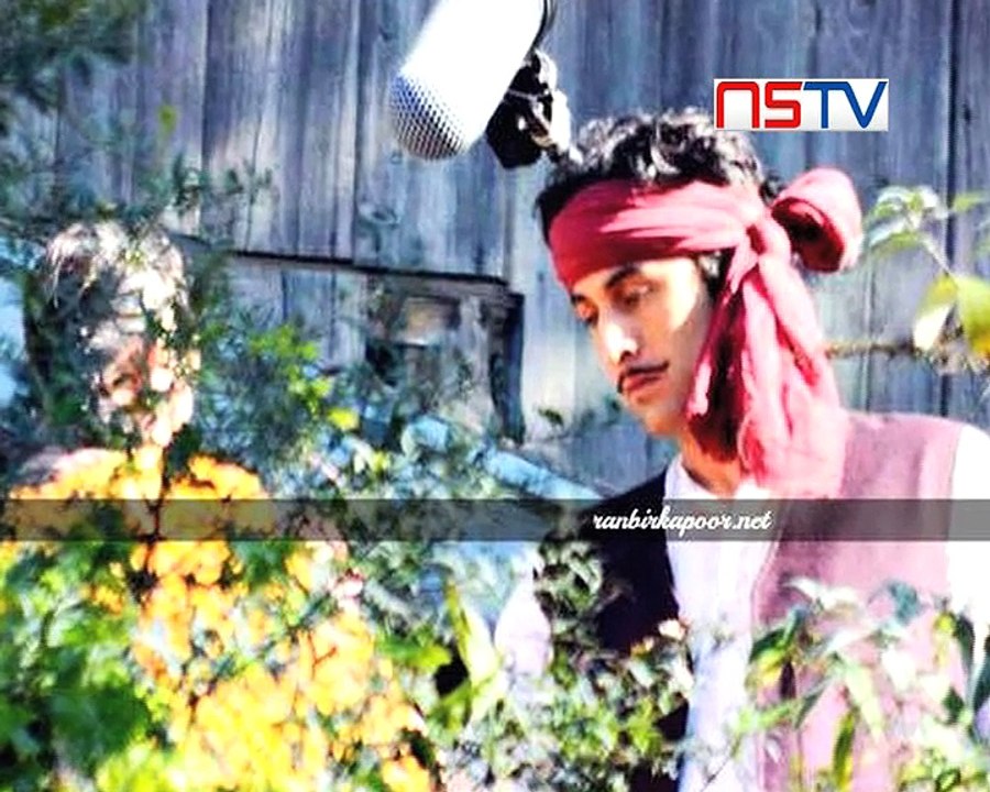 Check out Ranbir Kapoor as Gaon ka Chora