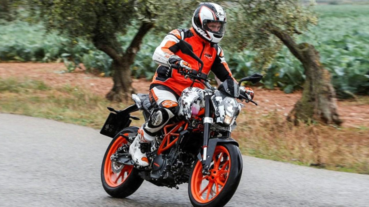 KTM Duke 390, 200 And 125 Facelift Spied Testing