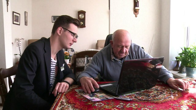 Aux Pays-Bas, étudiants et aînés colocs en maison de retraite