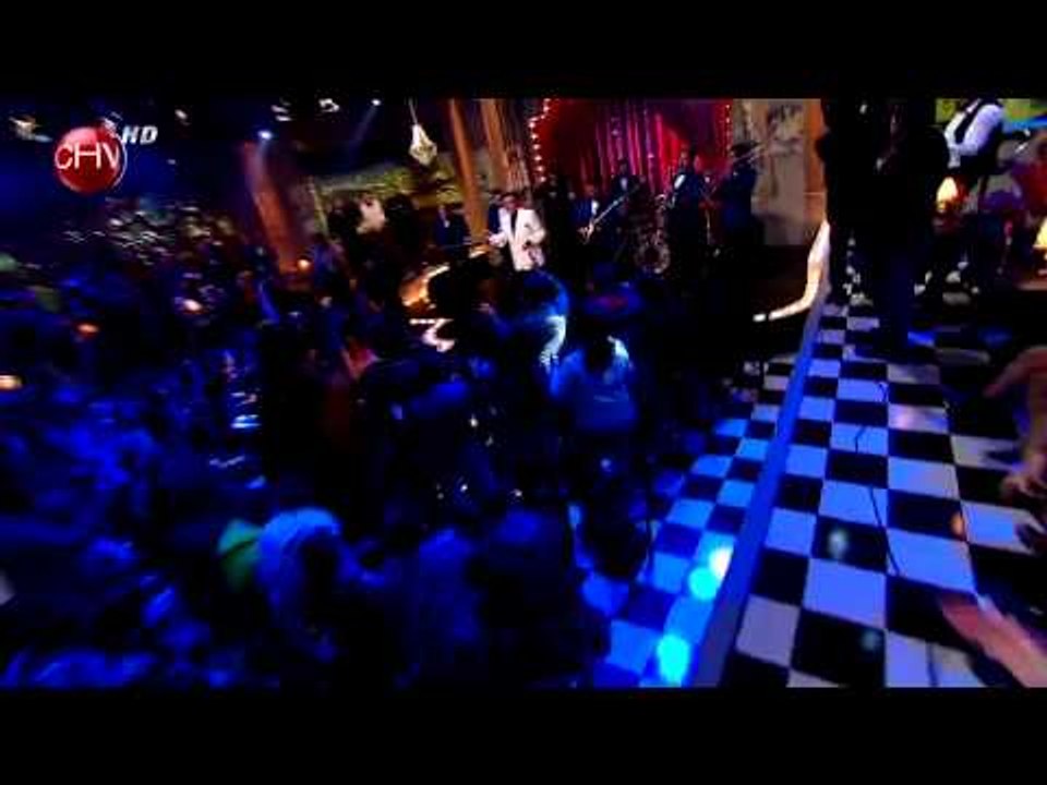 Negro Piñera hizo de las suyas con el Ratoncito de El Club de la Comedia