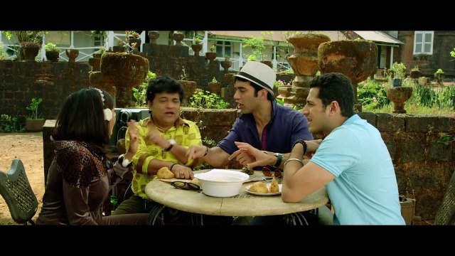 crazy cukkad family official trailer 2014 shilpa shukla - YouTube_2