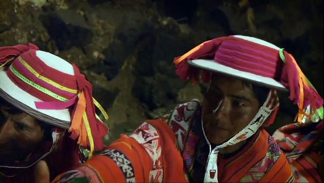 Rendez-vous en terre inconnue : Arthur face aux cochons d'inde