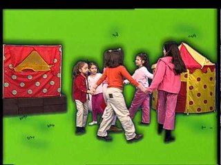 Ζουζούνια - Η Μικρή Ελένη (Official)