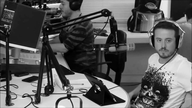 Aydın Kurtoğlu - Köle (Akustik Performans)