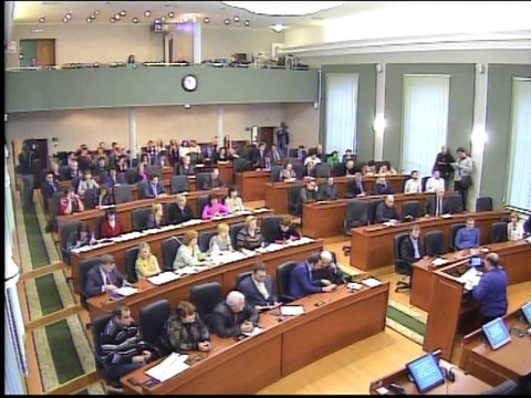 Коррупция> Жуков И.Д. из КРОО Согласие рассказал про казнокрадство и коррупция в гос.компании Аэропорт Бесовец под руководством губернатора Карелии Худилайнена А.П. [19.11.2014]