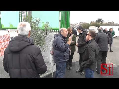 Napoli - Attiva la settima isola ecologica -1- (01.12.14)