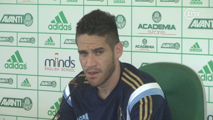 Meia afirma que jogaria no Allianz Parque sem medo contra o Furacão