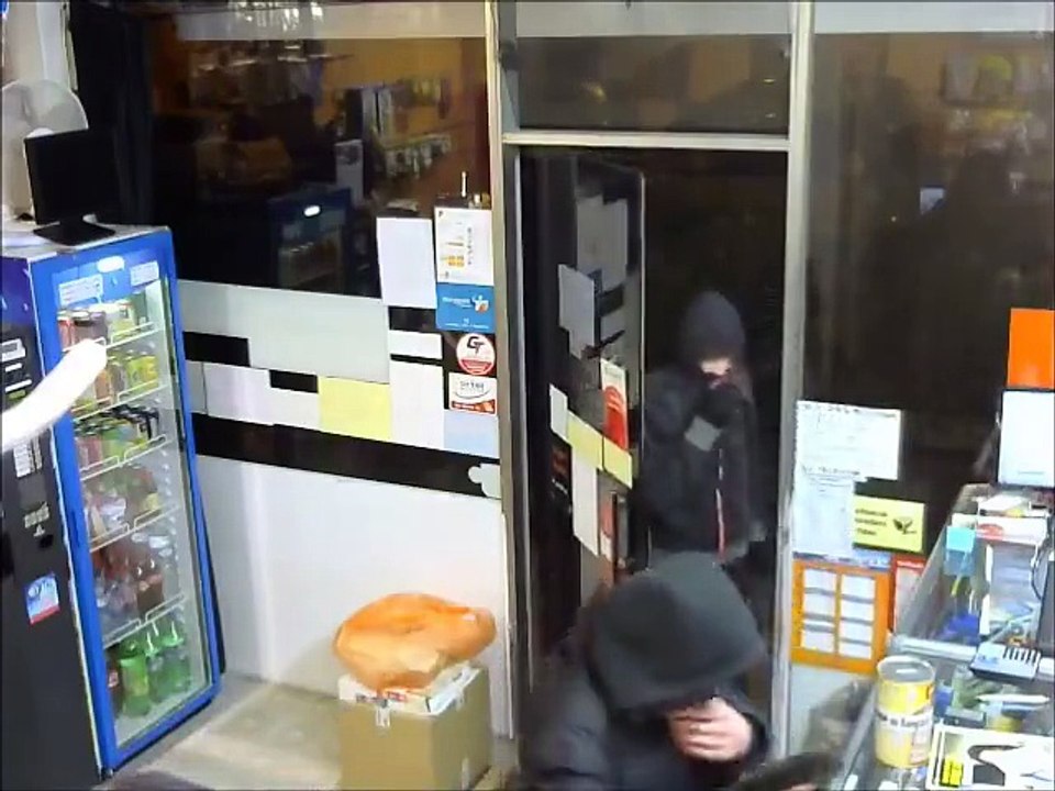 Braqueurs pris en flag par la police municipale (Cachan, France)