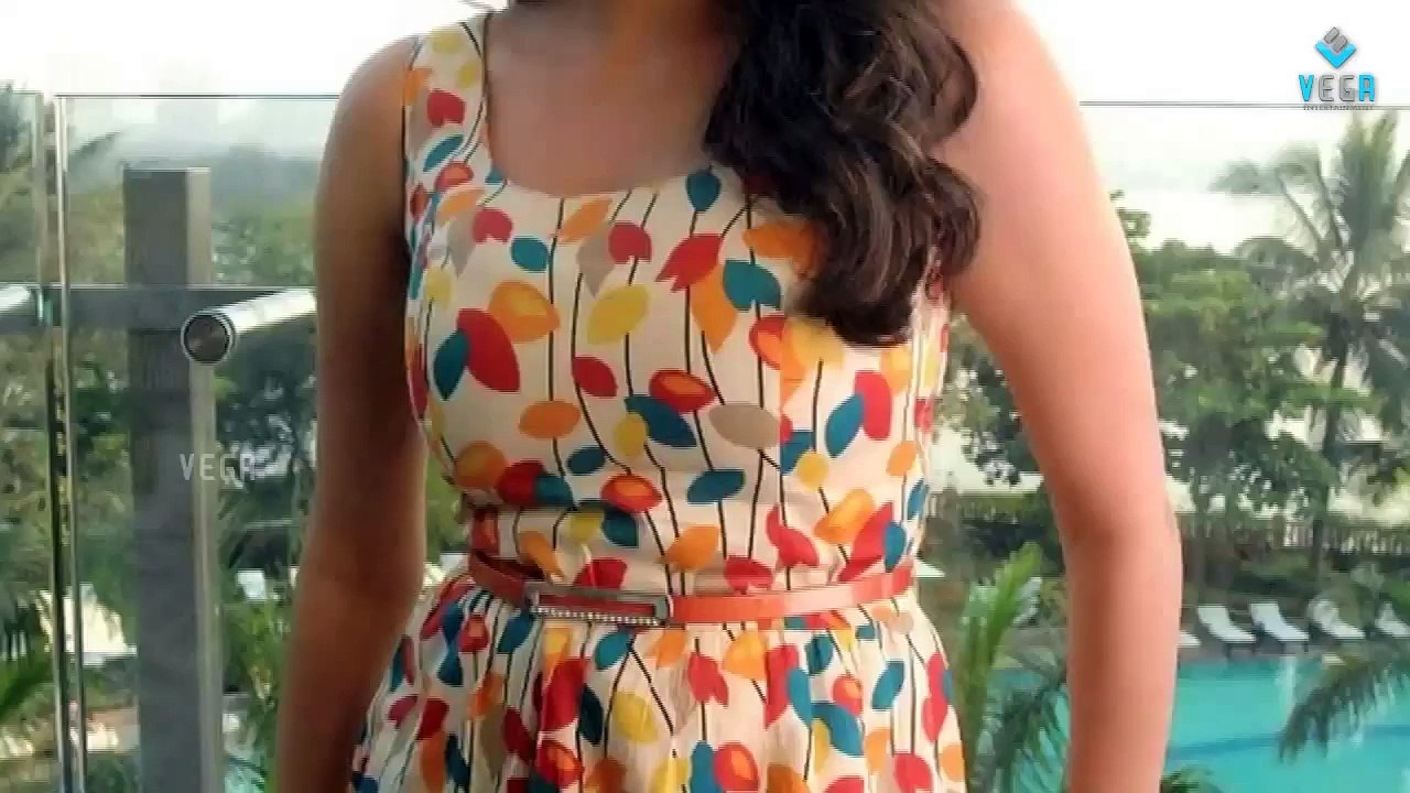 When Dhanush Floored Kajal : Latest Tamil Film News