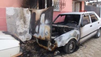 Otomobil Yangını Eve Sıçradı, Ağlayan Bebek Ölümden Kurtardı