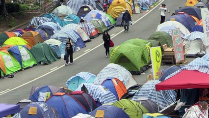 HK protest founders to 'surrender', urge students to retreat