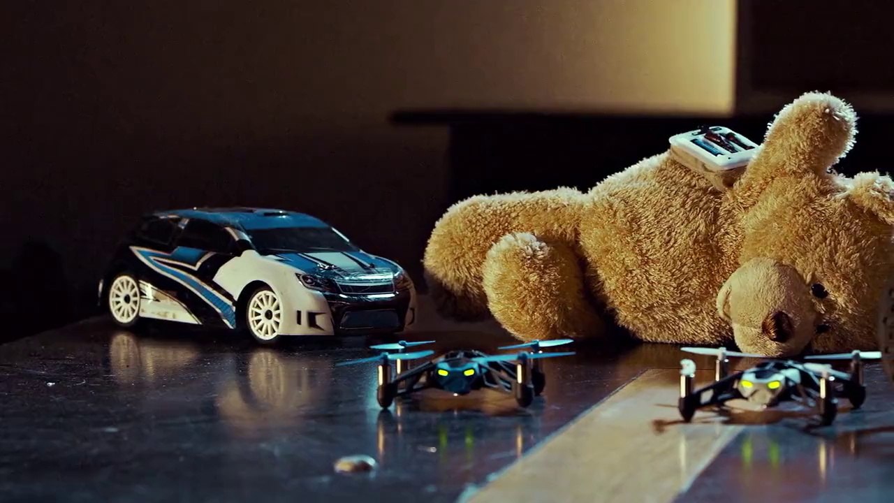 Voiture RC Vs mini-drones